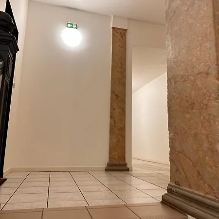 Dans La Le Chateaux * Fitz-James