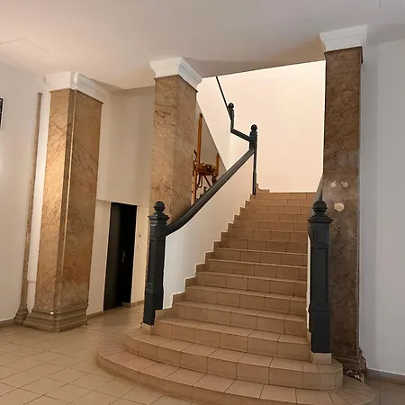 Dans La Résidence Le Chateaux